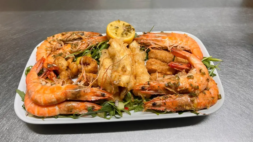 A platter of king prawns